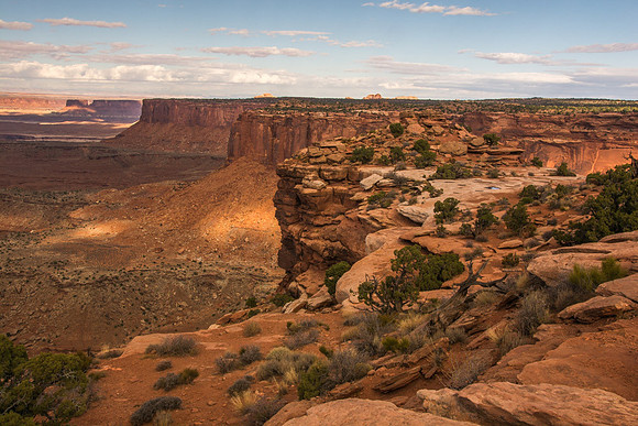 Orange Cliffs Overlook